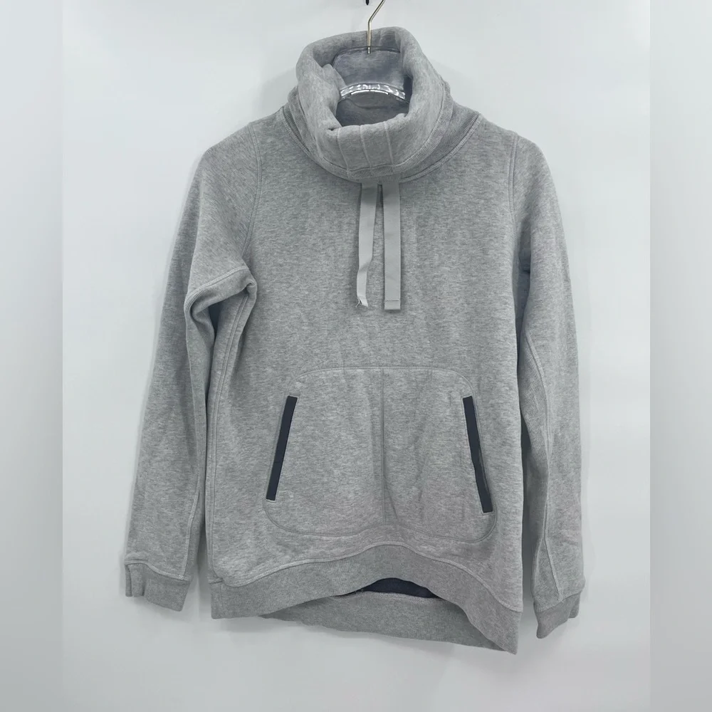 Lululemon tunic/ sweatshirt grey with pockets size 6